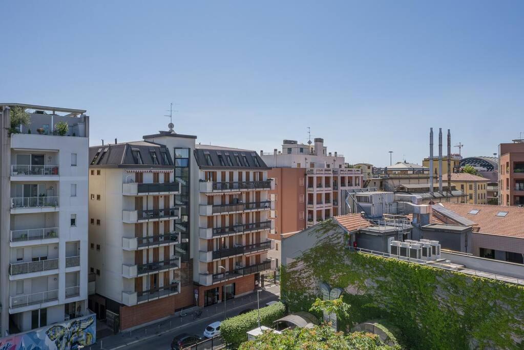 Youhosty - Zuretti42 Apartment Milan Bagian luar foto