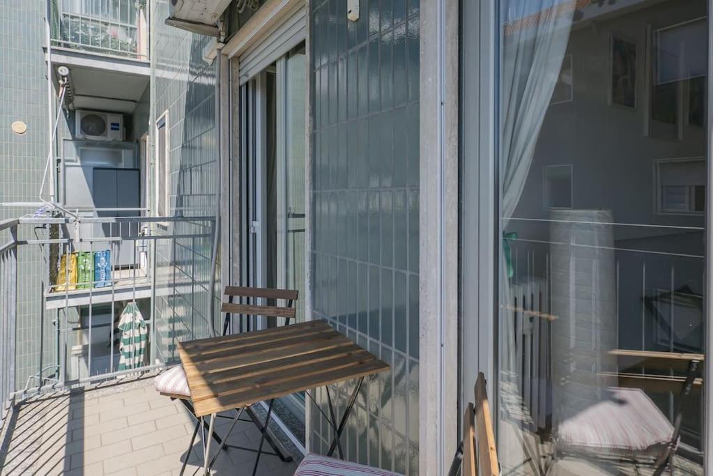 Youhosty - Zuretti42 Apartment Milan Bagian luar foto